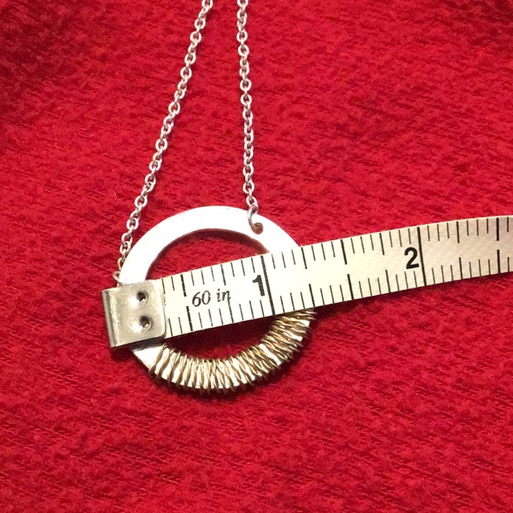 Wrapped disk necklace - Picture 3 of 3